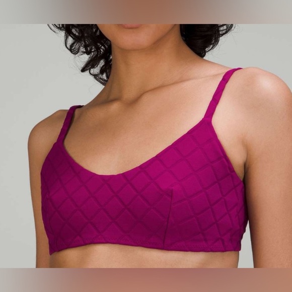 NWT Lululemon Diamond Grid Swim Top *A/B Cup- Magenta Purple/ Size 6 - Picture 1 of 7